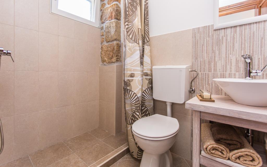 Apartman Bonaca Vrbnik Exterior foto